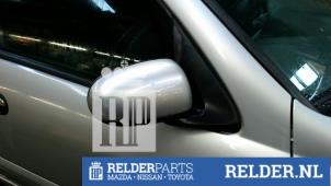 Gebruikte Buitenspiegel rechts Nissan Almera (N16) 1.5 16V Prijs € 23,00 Margeregeling aangeboden door Relder Parts B.V.