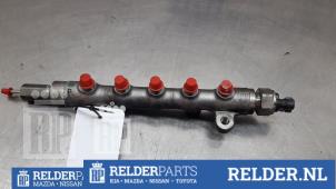 Gebruikte Injector brug Mazda CX-7 2.2 MZR-CD 16V Prijs € 75,00 Margeregeling aangeboden door Relder Parts B.V.