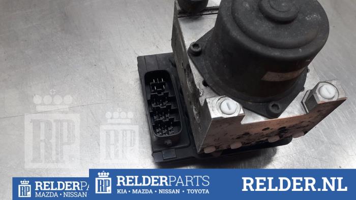 Gebruikte Computer ABS Mazda 6 Sportbreak (GY19/89) 2.3i 16V S-VT Prijs € 45,00 Margeregeling aangeboden door Relder Parts B.V.