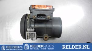 Gebruikte Luchthoeveelheidsmeter Mazda 323 F (BA14) 1.5i GLX,GT 16V Prijs € 45,00 Margeregeling aangeboden door Relder Parts B.V.