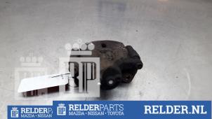 Gebruikte Remklauw (Tang) links-voor Toyota Yaris Verso (P2) 1.5 16V Prijs € 32,00 Margeregeling aangeboden door Relder Parts B.V.