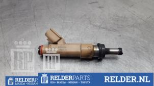 Gebruikte Injector (benzine injectie) Toyota Auris (E15) 1.8 16V HSD Full Hybrid Prijs € 68,00 Margeregeling aangeboden door Relder Parts B.V.