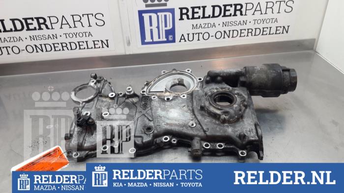 Distributiedeksel van een Toyota Corolla Verso (R10/11) 2.2 D-4D 16V 2007