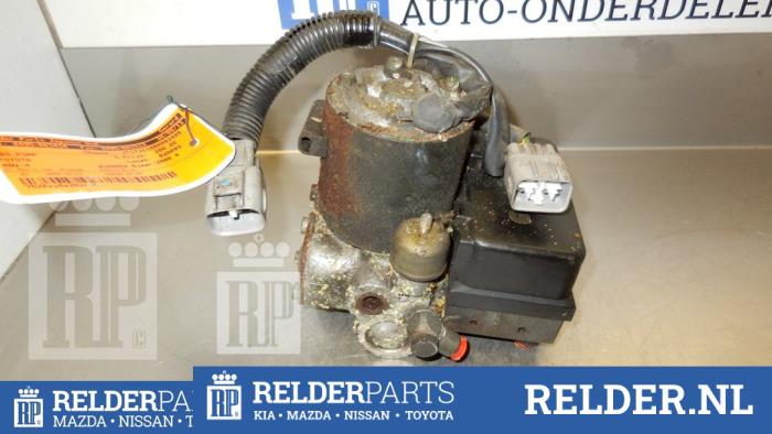 Gebruikte ABS Pomp Toyota RAV4 (A1) 2.0i,SR 16V 4x4 Prijs € 68,00 Margeregeling aangeboden door Relder Parts B.V.