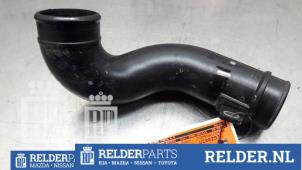 Gebruikte Luchtinlaat slang Mazda 3 (BM/BN) 2.2 SkyActiv-D 150 16V Prijs € 32,00 Margeregeling aangeboden door Relder Parts B.V.
