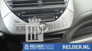 Gebruikte Radio CD Speler Nissan Pixo (D31S) 1.0 12V Prijs € 40,00 Margeregeling aangeboden door Relder Parts B.V.