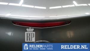 Gebruikte Extra Remlicht midden Mazda 3 (BL12/BLA2/BLB2) 1.6i MZR 16V Prijs € 45,00 Margeregeling aangeboden door Relder Parts B.V.