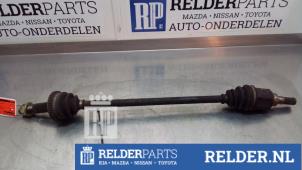 Gebruikte Steekas links-achter Nissan X-Trail (T30) 2.2 dCi 16V 4x2 Prijs € 45,00 Margeregeling aangeboden door Relder Parts B.V.