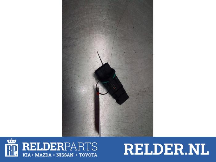 Gebruikte Luchthoeveelheidsmeter Nissan Almera (N16) 1.5 16V Prijs € 30,00 Margeregeling aangeboden door Relder Parts B.V.