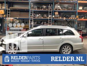 Gebruikte Aandrijfas rechts-voor Toyota Avensis Wagon (T25/B1E) 1.8 16V VVT-i Prijs € 65,00 Margeregeling aangeboden door Relder Parts B.V.