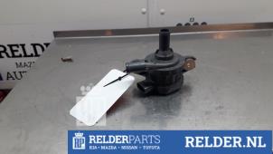Gebruikte Waterpomp Toyota C-HR (X1,X5) 1.2 16V Turbo Prijs € 125,00 Margeregeling aangeboden door Relder Parts B.V.