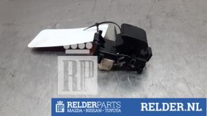 Gebruikte Elektrisch Raam Schakelaar Toyota Verso S 1.33 16V Dual VVT-I Prijs € 25,00 Margeregeling aangeboden door Relder Parts B.V.