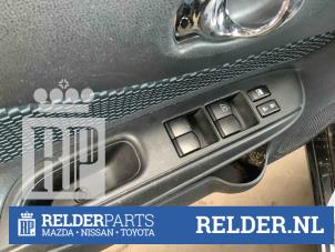 Gebruikte Elektrisch Raam Schakelaar Nissan Note (E12) 1.2 68 Prijs € 50,00 Margeregeling aangeboden door Relder Parts B.V.