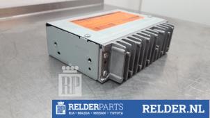 Gebruikte Radio versterker Toyota Yaris III (P13) 1.4 D-4D-F Prijs € 100,00 Margeregeling aangeboden door Relder Parts B.V.