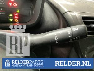 Gebruikte Ruitenwis Schakelaar Toyota iQ 1.0 12V VVT-i Prijs € 25,00 Margeregeling aangeboden door Relder Parts B.V.