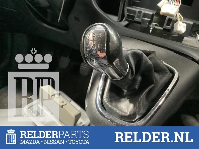 Toyota verso on sale gear knob