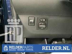 Gebruikte Schakelaar Spiegel Toyota Urban Cruiser 1.33 Dual VVT-I 16V 2WD Prijs € 25,00 Margeregeling aangeboden door Relder Parts B.V.