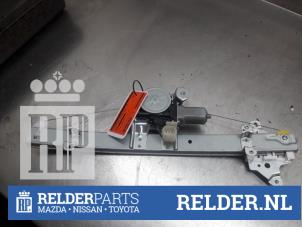 Gebruikte Ruitmechaniek 4Deurs rechts-voor Nissan Micra (K14) 1.0 IG-T 100 Prijs € 50,00 Margeregeling aangeboden door Relder Parts B.V.