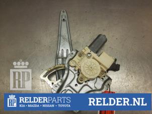 Gebruikte Ruitmechaniek 4Deurs rechts-achter Toyota Corolla Wagon (E12) 1.6 16V VVT-i Prijs € 25,00 Margeregeling aangeboden door Relder Parts B.V.
