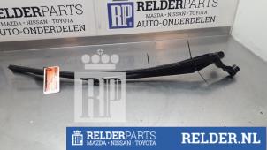 Gebruikte Ruitenwisserarm voor Nissan Note (E12) 1.2 68 Prijs € 35,00 Margeregeling aangeboden door Relder Parts B.V.