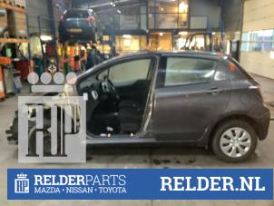 Gebruikte Veiligheidsgordel Insteek links-achter Toyota Yaris III (P13) 1.5 16V Hybrid Prijs € 10,00 Margeregeling aangeboden door Relder Parts B.V.
