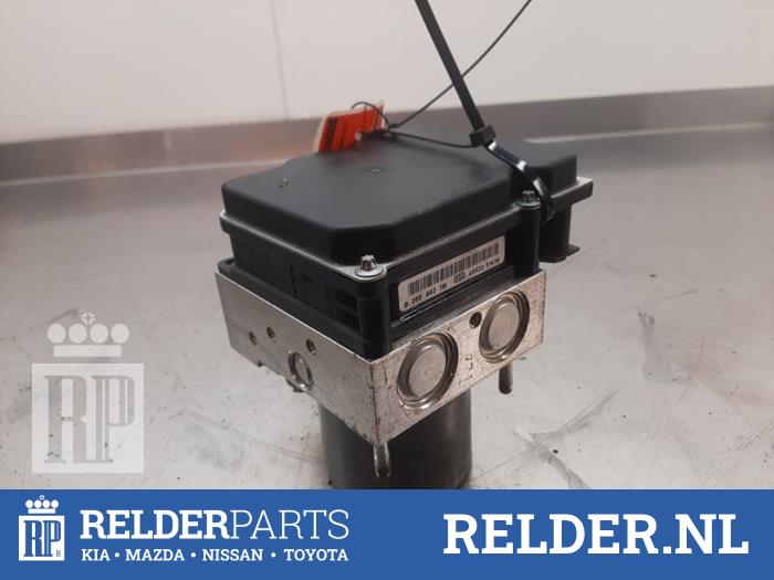 Gebruikte ABS Pomp Toyota Avensis Wagon (T27) 1.8 16V VVT-i Prijs € 90,00 Margeregeling aangeboden door Relder Parts B.V.
