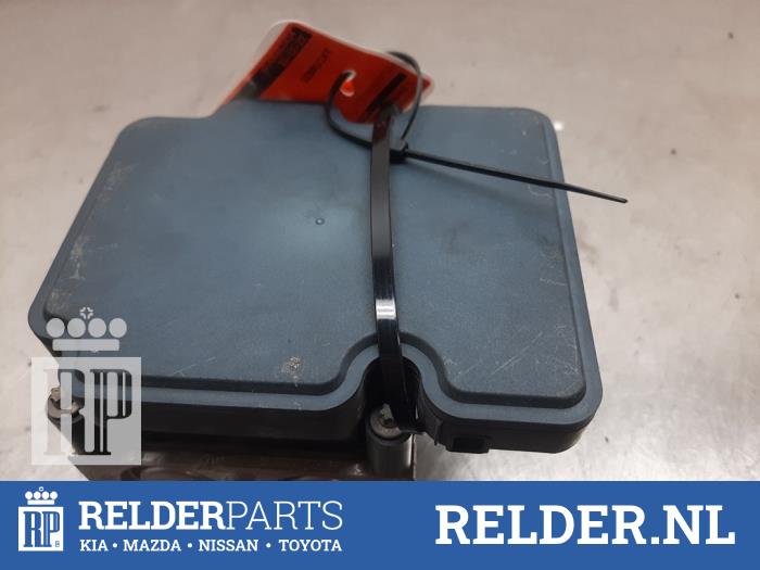 Gebruikte ABS Computer Toyota Aygo (B40) 1.0 12V VVT-i Prijs € 75,00 Margeregeling aangeboden door Relder Parts B.V.