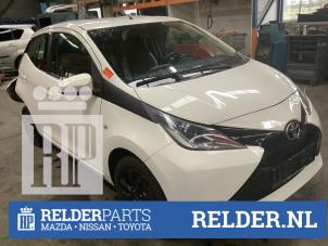 Gebruikte Veiligheidsgordel Insteek rechts-voor Toyota Aygo (B40) 1.0 12V VVT-i Prijs € 15,00 Margeregeling aangeboden door Relder Parts B.V.