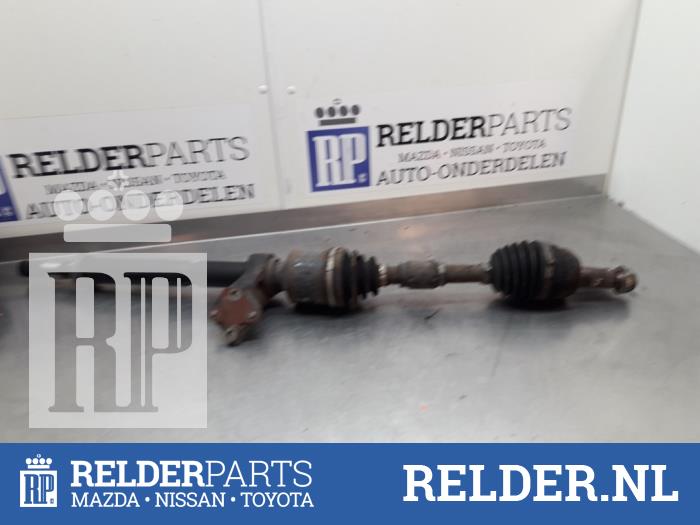 Aandrijfas rechts-voor Mazda 6.
