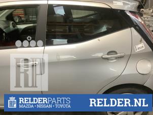 Gebruikte Deur 4Deurs links-achter Toyota Aygo (B40) 1.0 12V VVT-i Prijs € 195,00 Margeregeling aangeboden door Relder Parts B.V.