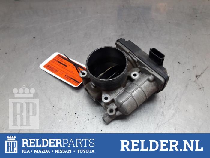 Gebruikte Gasklephuis Nissan Patrol GR (Y61) 3.0 GR Di Turbo 16V Prijs € 50,00 Margeregeling aangeboden door Relder Parts B.V.