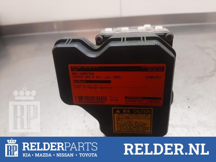 Gebruikte ABS Computer Toyota RAV4 (A2) 2.0 16V VVT-i 4x4 Prijs € 90,00 Margeregeling aangeboden door Relder Parts B.V.