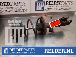 Gebruikte Veerpoot rechts-voor Toyota Prius (NHW20) 1.5 16V Prijs € 40,00 Margeregeling aangeboden door Relder Parts B.V.