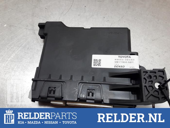 Gebruikte Computer Koeling Toyota Yaris III (P13) 1.5 16V Hybrid Prijs € 45,00 Margeregeling aangeboden door Relder Parts B.V.