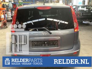 Gebruikte Schokbreker rechts-achter Nissan Note (E11) 1.6 16V Prijs € 20,00 Margeregeling aangeboden door Relder Parts B.V.