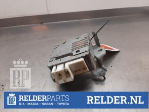 Gebruikte Stuurbekrachtiging Computer Toyota Yaris II (P9) 1.3 16V VVT-i Prijs € 90,00 Margeregeling aangeboden door Relder Parts B.V.