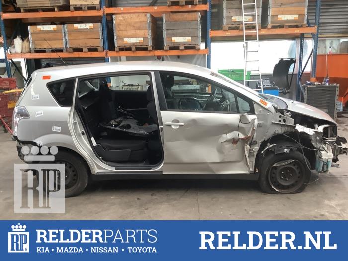 Gebruikte Tank element Pomp Toyota Corolla Verso (R10/11) 1.6 16V VVT-i Prijs € 35,00 Margeregeling aangeboden door Relder Parts B.V.