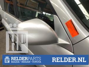Gebruikte Spiegel Buiten rechts Toyota Land Cruiser (J12) 3.0 D-4D 16V Prijs € 200,00 Margeregeling aangeboden door Relder Parts B.V.