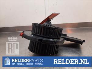 Gebruikte Kachel Ventilatiemotor Toyota C-HR (X1,X5) 1.2 16V Turbo Prijs € 40,00 Margeregeling aangeboden door Relder Parts B.V.