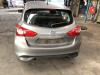 Gordelspanner rechts achter Nissan Pulsar