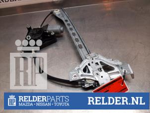 Gebruikte Ruitmechaniek 4Deurs rechts-voor Toyota Aygo (B40) 1.0 12V VVT-i Prijs € 40,00 Margeregeling aangeboden door Relder Parts B.V.