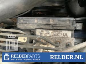 Gebruikte ABS Pomp Toyota Avensis Verso (M20) 2.0 16V VVT-i D-4 Prijs € 50,00 Margeregeling aangeboden door Relder Parts B.V.
