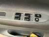Toyota Avensis Verso (M20) 2.0 16V VVT-i D-4 Elektrisch Raam Schakelaar
