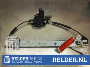 Gebruikte Ruitmechaniek 4Deurs rechts-voor Mazda CX-3 (DJ/DK) 2.0 SkyActiv-G 120 Prijs € 60,00 Margeregeling aangeboden door Relder Parts B.V.