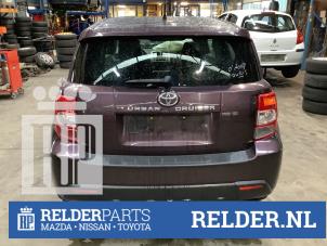 Gebruikte Schokdemper links-achter Toyota Urban Cruiser 1.33 Dual VVT-I 16V 2WD Prijs € 25,00 Margeregeling aangeboden door Relder Parts B.V.