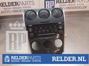 Gebruikte Radio CD Speler Mazda 6 (GG12/82) 1.8i 16V Prijs € 75,00 Margeregeling aangeboden door Relder Parts B.V.