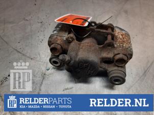 Gebruikte Remklauw (Tang) rechts-achter Toyota Yaris (P1) 1.5 T Sport 16V VVT-i Prijs € 40,00 Margeregeling aangeboden door Relder Parts B.V.