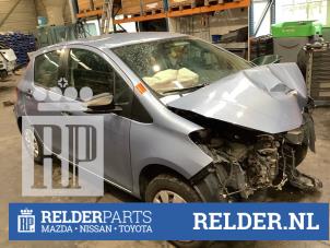 Gebruikte Gordelspanner midden achter Toyota Yaris III (P13) 1.0 12V VVT-i Prijs € 35,00 Margeregeling aangeboden door Relder Parts B.V.
