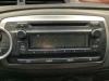 Toyota Yaris III (P13) 1.0 12V VVT-i Radio CD Speler