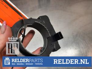 Gebruikte Gier sensor Mazda CX-3 (DJ/DK) 2.0 SkyActiv-G 120 Prijs € 50,00 Margeregeling aangeboden door Relder Parts B.V.